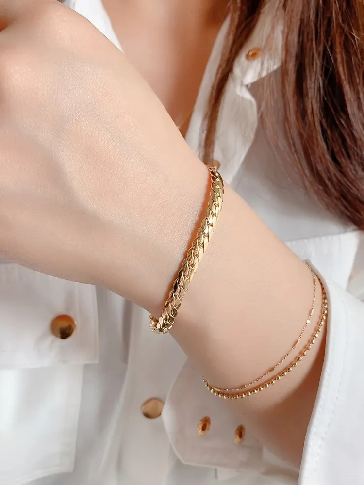 Chunky Cuban Chain Bracelet – Bold Unisex Luxury - Image 15