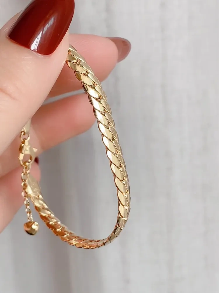 Chunky Cuban Chain Bracelet – Bold Unisex Luxury - Image 17