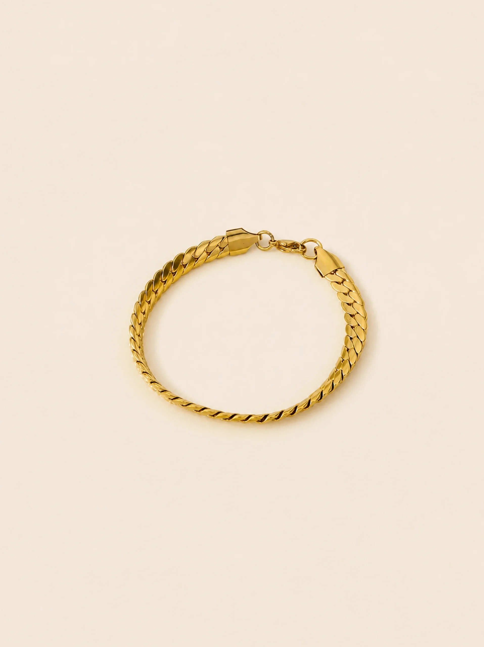 Chunky Cuban Chain Bracelet – Bold Unisex Luxury - Image 12