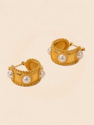 Hollow Round Pearl Earrings – Soft Elegance in 18K Gold Plated Design