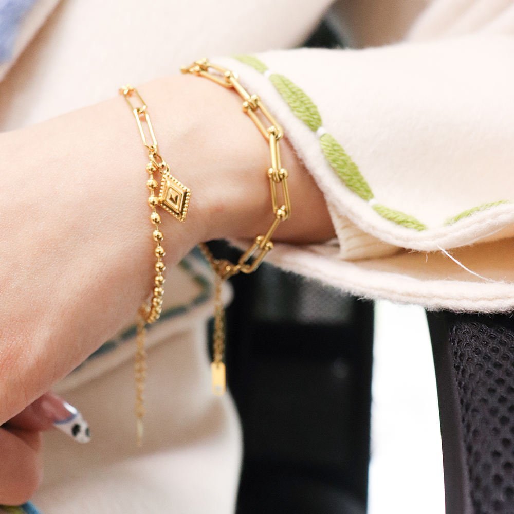 Horseshoe Buckle Bracelet – Classic Luck with a Modern Twist - Image 6