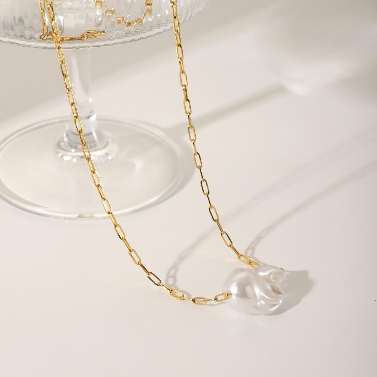 Pearl Pendant Necklace for Women - Image 2