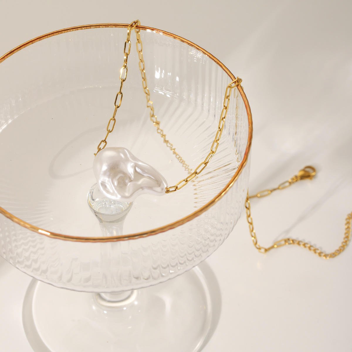 Pearl Pendant Necklace for Women - Image 3