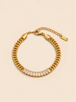 Retro Zircon Cuban Chain Bracelet – Classic Boldness Meets Sparkling Elegance