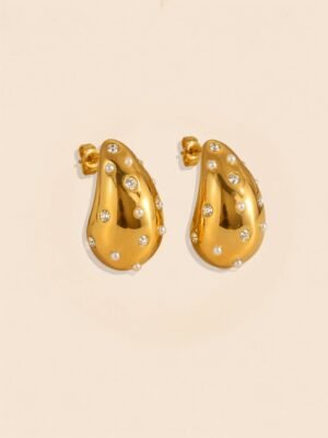Chunky Hoop Earrings – Bold, Timeless, Effortlessly Chic