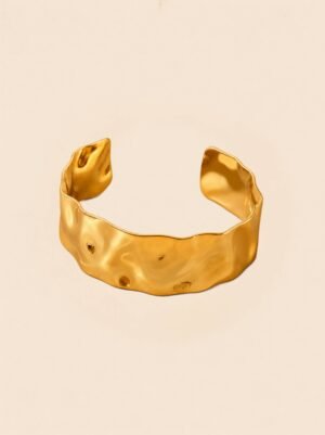 Chunky Hammered – Bold & Beautiful Statement Style